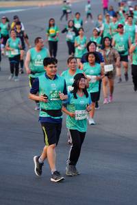 BIB: 5207, 5298
                            <button type="button" onclick="openModal(10521335)" class="btn btn-primary btn-sm float-right btn-popup" data-toggle="modal" data-target=".modal-high-quality">
                        <i class="fas fa-shopping-cart"></i> Add to Cart
                    </button>
                                            <button type="button" onclick="isThisMe(10521335, true)" class="btn btn-success btn-sm float-right btn-popup btn-isme hidden" data-toggle="tooltip" data-placement="bottom" title="นี่คือรูปของคุณใช่ไหม คลิกที่นี่เพื่อเอาเข้าอัลบั้ม">
                        <i class="fas fa-plus"></i> Add to album
                    </button>
                    <button type="button" onclick="isThisMe(10521335, false)" class="btn btn-warning btn-sm float-right btn-popup btn-isnotme hidden">
                        <i class="fas fa-ban"></i> Remove from album
                    </button>